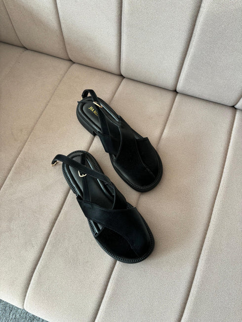 Casual Close Toe Cross Strap Back Buckle Shoes
